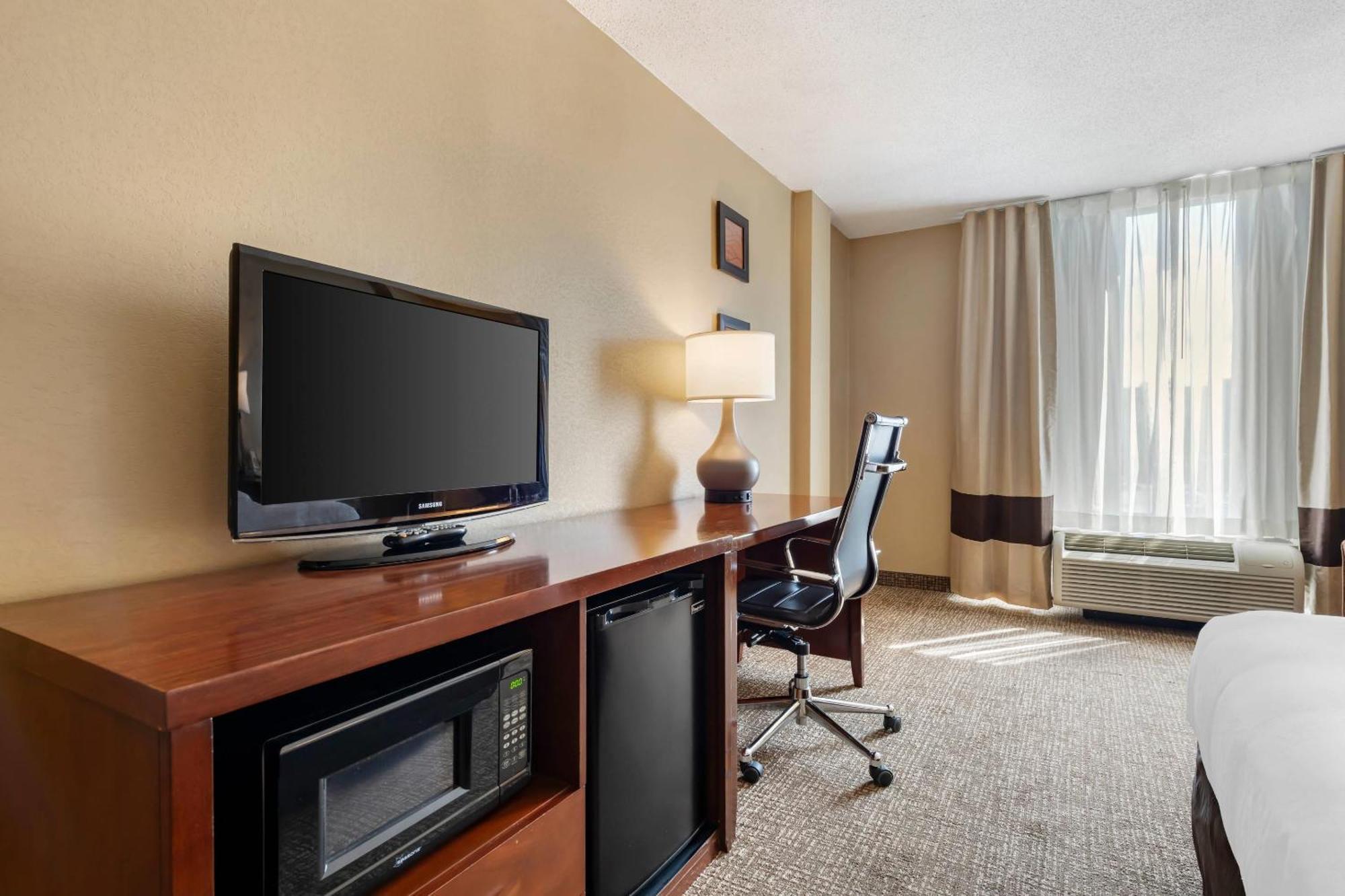 בלומינגטון Comfort Inn Msp Airport - Mall Of America מראה חיצוני תמונה